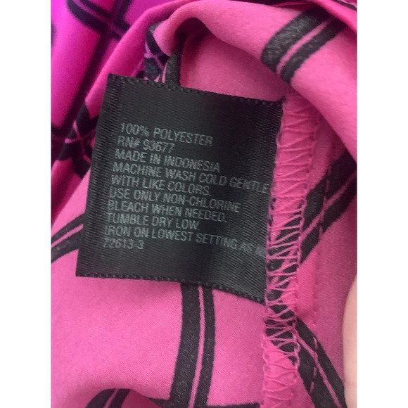 Worthington Woman Blouse Women 2X Pink NWT Geometric V-Neck Cap Sleeve Top - Picture 4 of 4